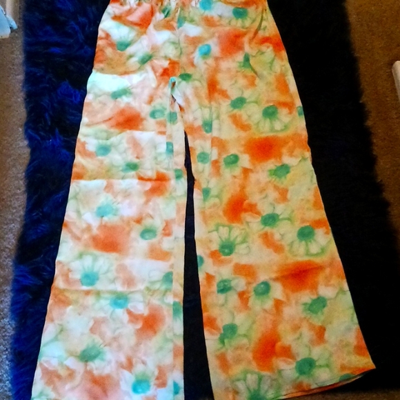 Urban Outfitters silky lounge pants - Picture 6 of 6